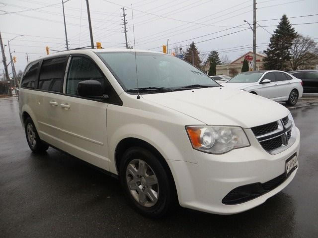 2013 Dodge Grand Caravan CERTIFIED, SXT, FULL STOW & GO, BLUETOOTH Photo3