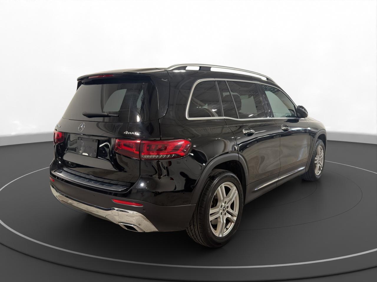 2023 Mercedes-Benz GLB GLB 250 - Photo #7