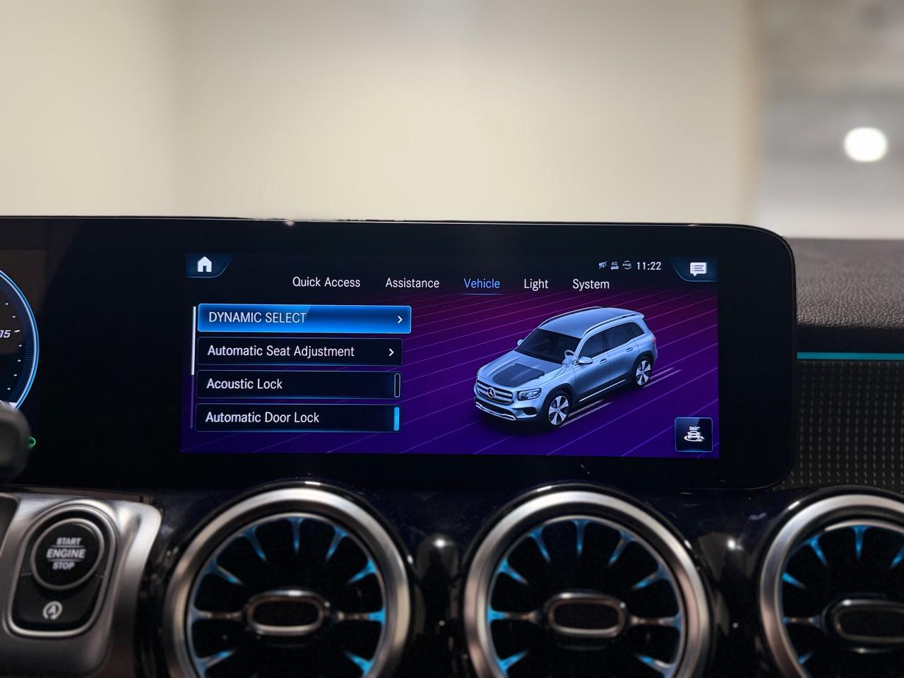 2023 Mercedes-Benz GLB GLB 250 - Photo #18