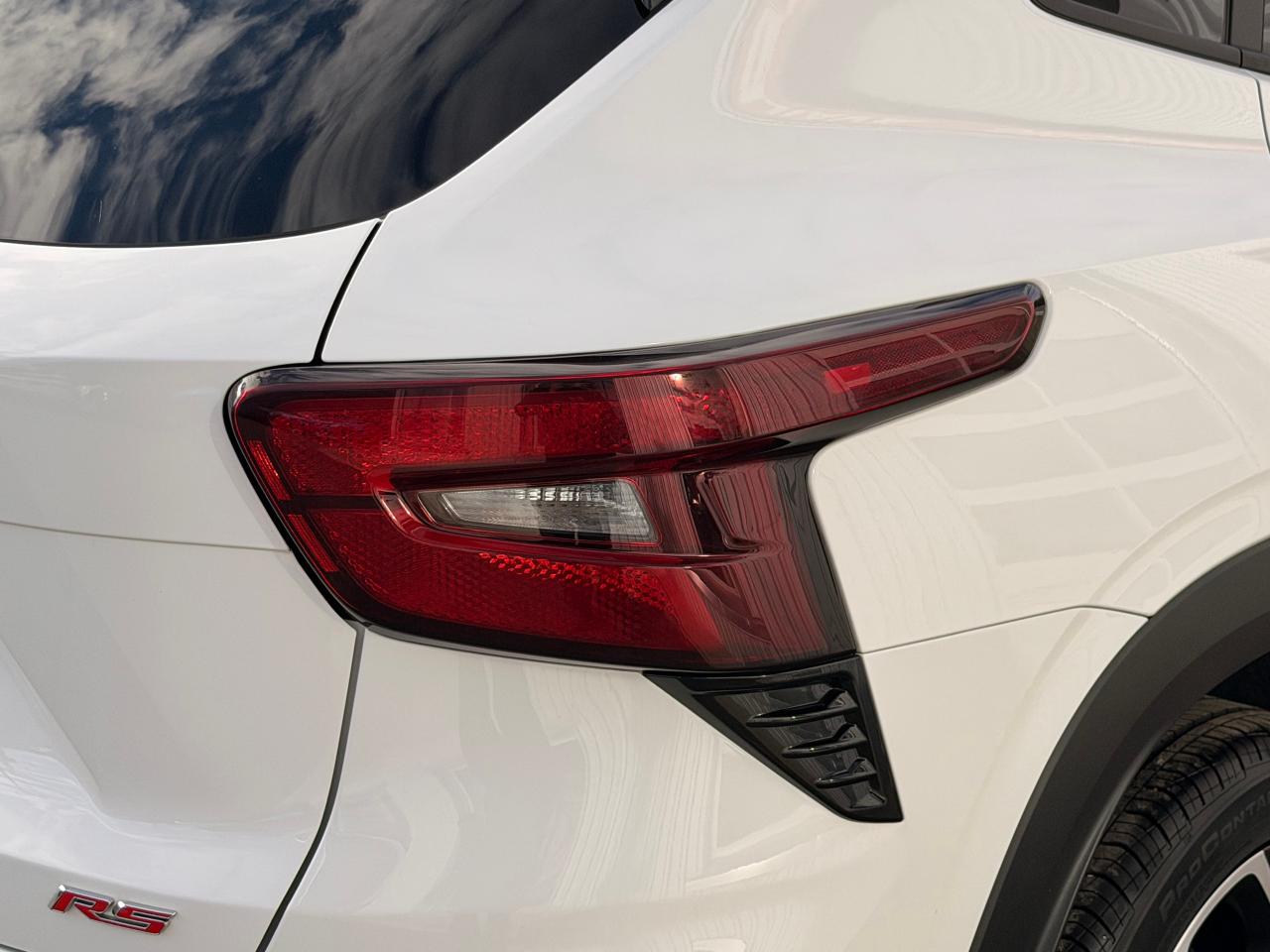 2024 Chevrolet Trax 2RS+Leather+Roof+ONE OWNER+CLEAN CARFAX Photo