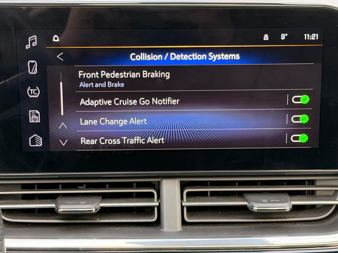 2024 Chevrolet Trax 2RS+Leather+Roof+ONE OWNER+CLEAN CARFAX Photo30