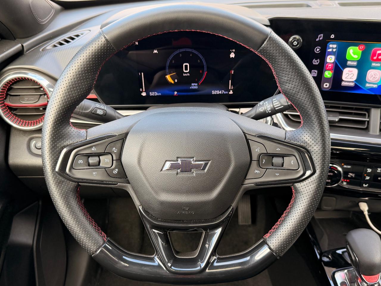 2024 Chevrolet Trax 2RS+Leather+Roof+ONE OWNER+CLEAN CARFAX Photo