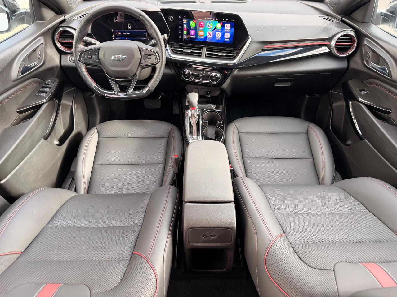 2024 Chevrolet Trax 2RS+Leather+Roof+ONE OWNER+CLEAN CARFAX Photo1