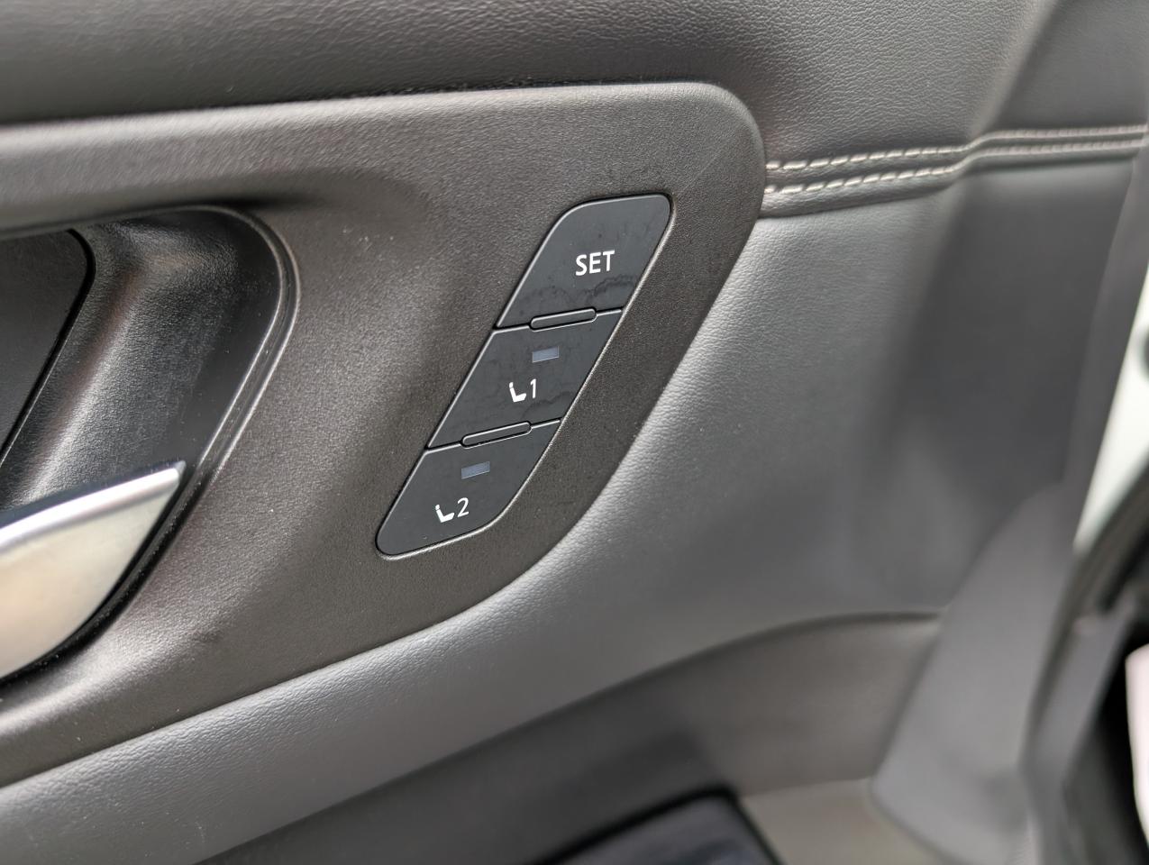 2022 Nissan Pathfinder Platinum - Photo #14