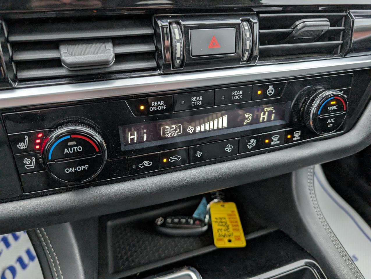 2022 Nissan Pathfinder Platinum - Photo #11