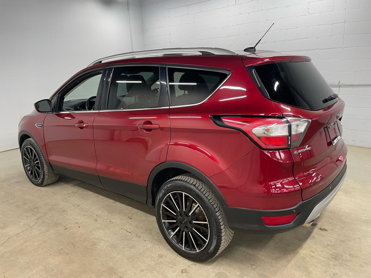 2017 Ford Escape 4WD 4DR TITANIUM Photo3