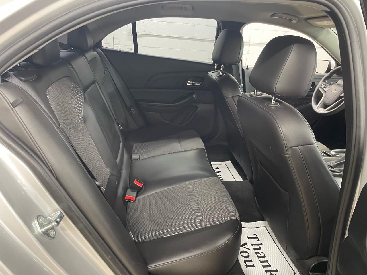 2015 Chevrolet Malibu 4dr Sdn LT w/1LT Photo10