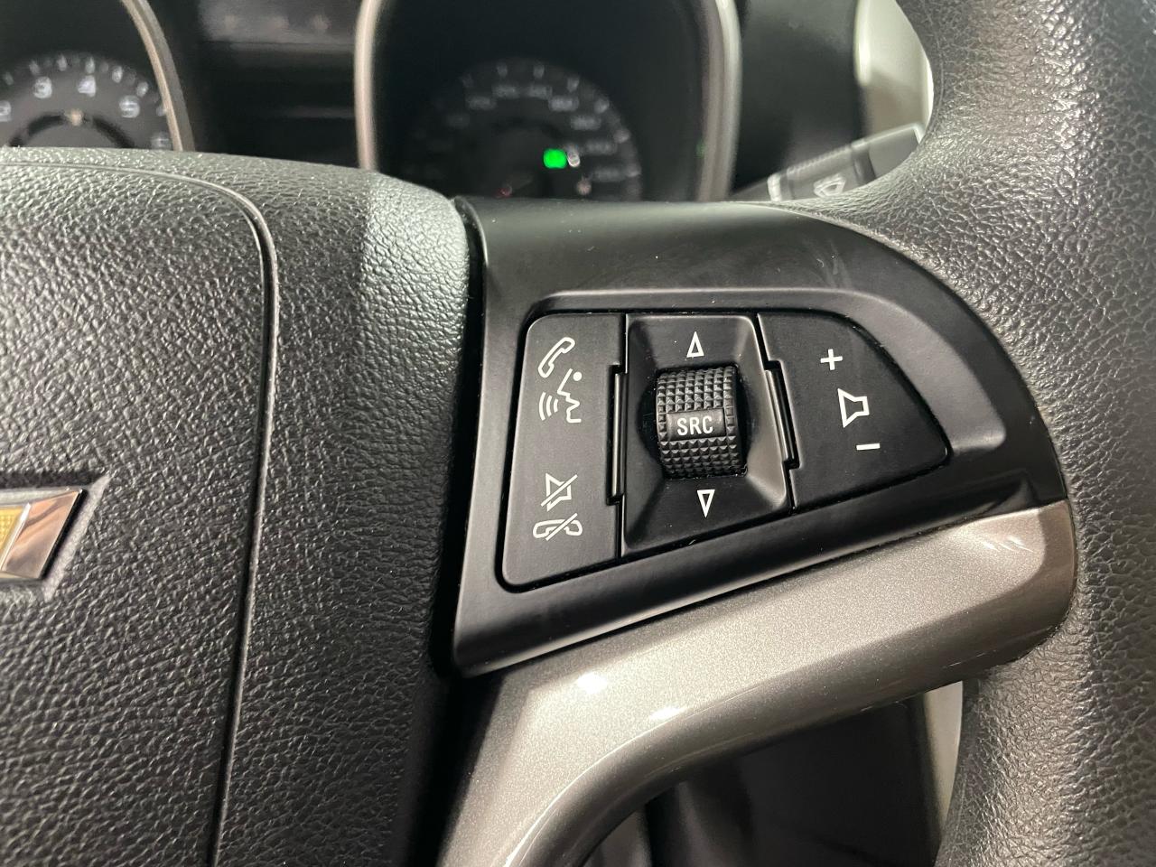 2015 Chevrolet Malibu 4dr Sdn LT w/1LT Photo