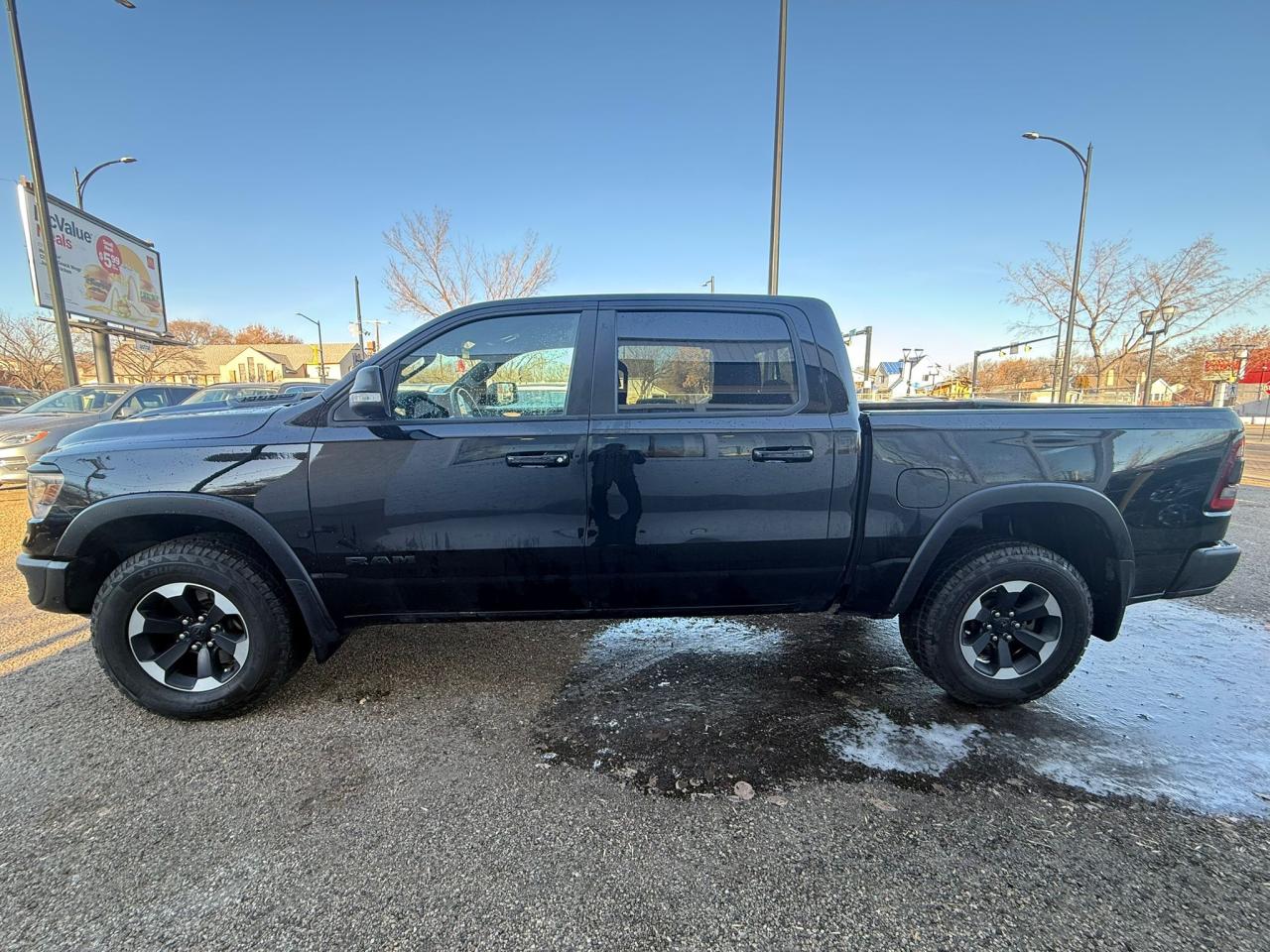 2022 RAM 1500 Rebel | ALL CREDIT ACCEPTED!! - Photo #4