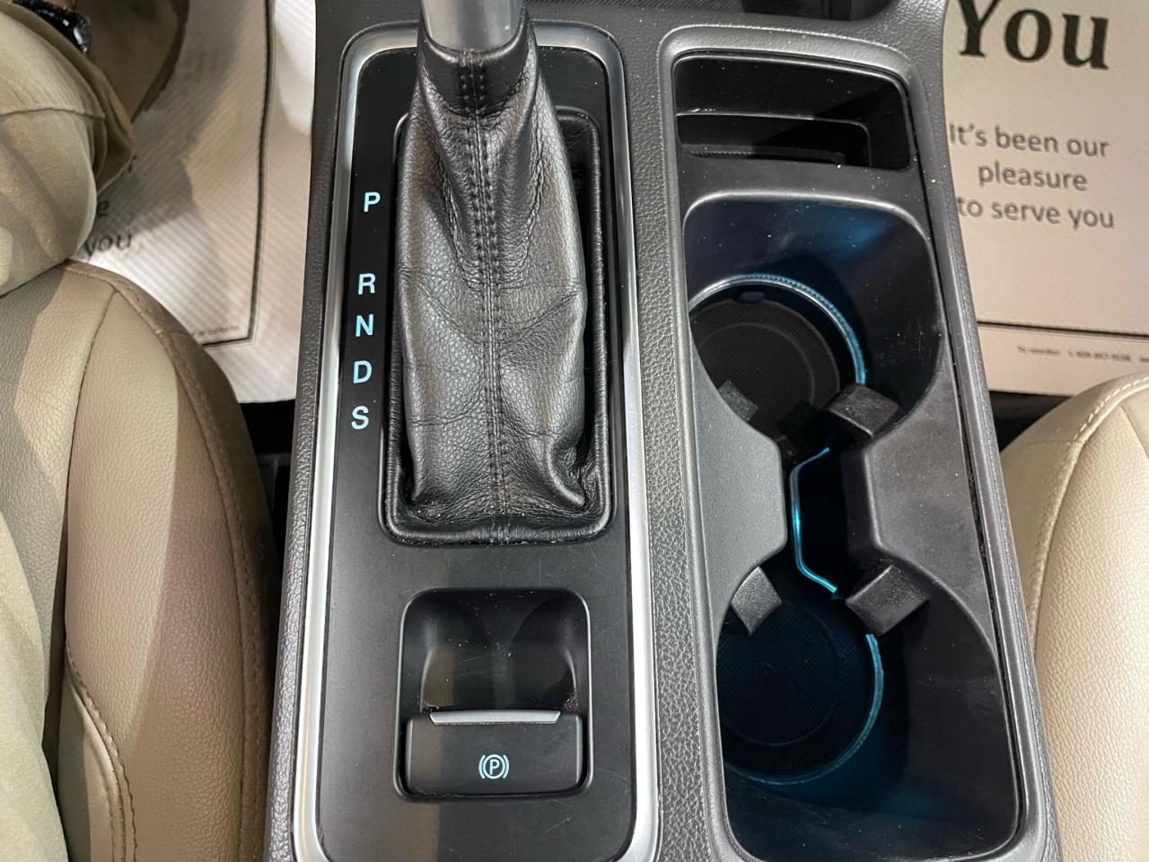 2017 Ford Escape 4WD 4DR TITANIUM