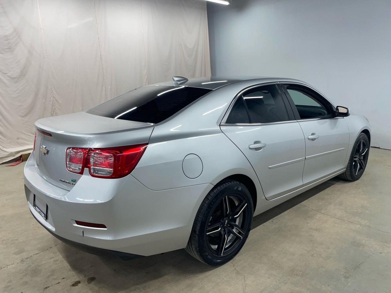 2015 Chevrolet Malibu 4dr Sdn LT w/1LT