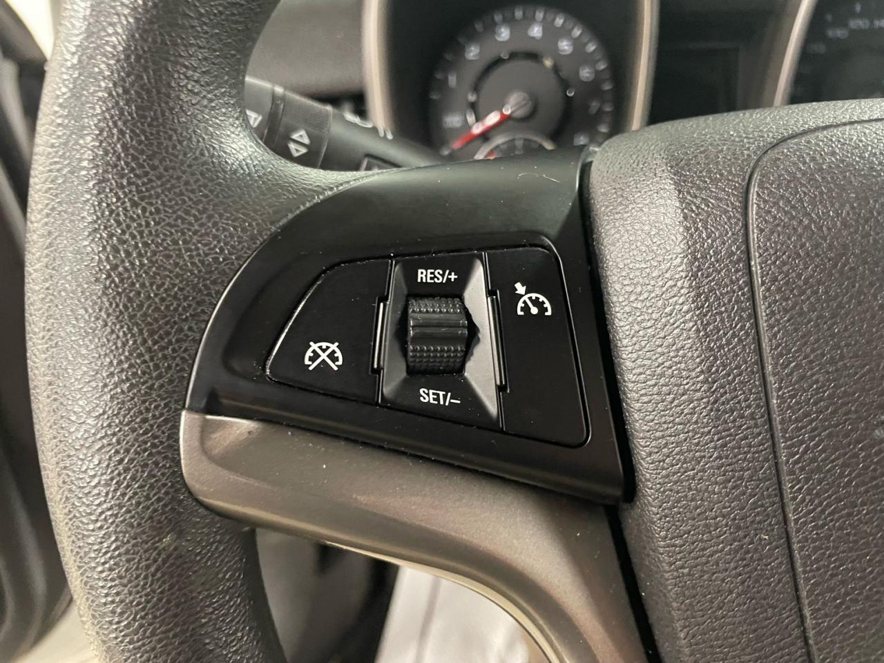 2015 Chevrolet Malibu 4dr Sdn LT w/1LT