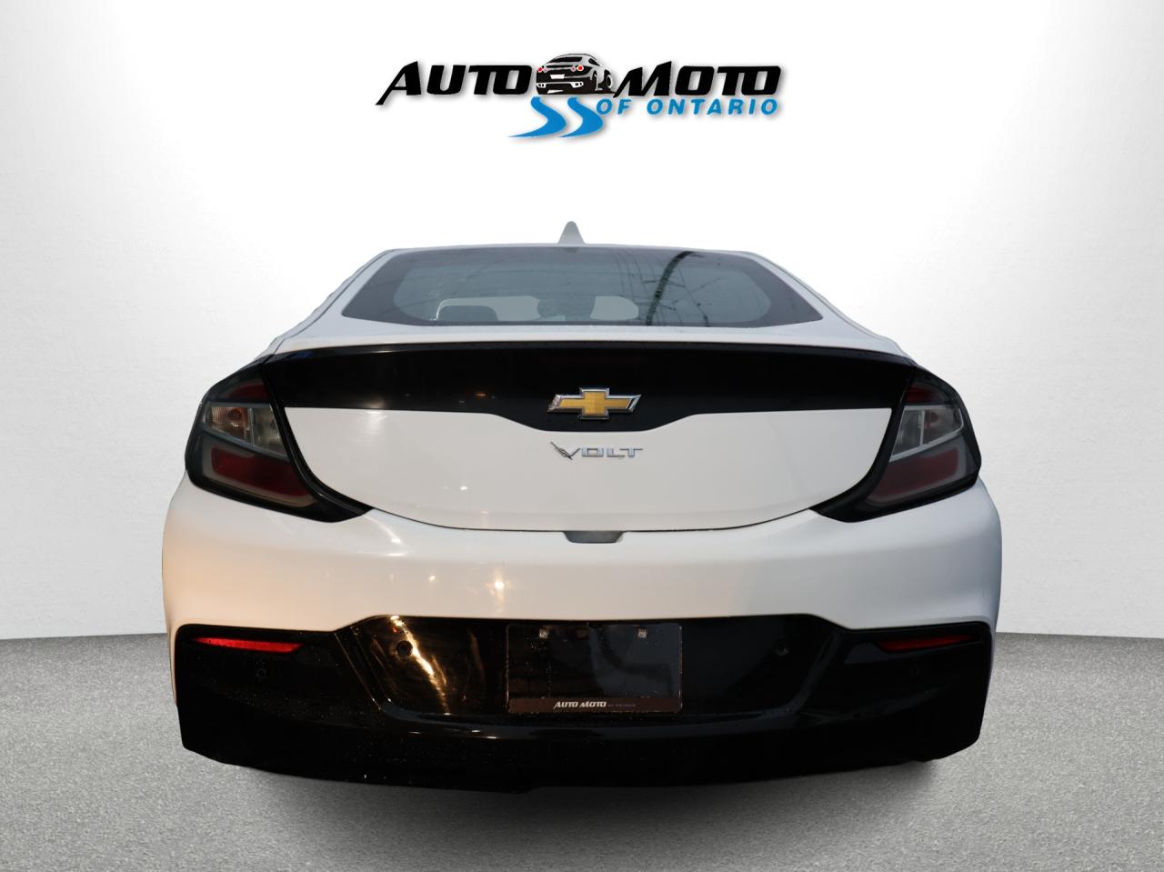 2018 Chevrolet Volt LTZ CERTIFIED *1 OWNER*ACCIDENT FREE* CAMERA NAV BLUETOOTH LEATHER HEATED SEATS CRUISE ALLOYS Photo4