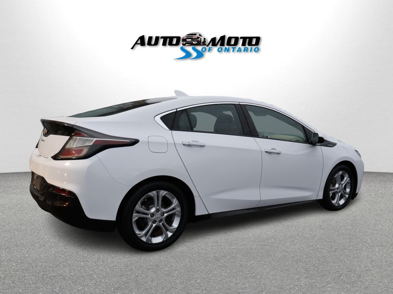 2018 Chevrolet Volt LTZ CERTIFIED *1 OWNER*ACCIDENT FREE* CAMERA NAV BLUETOOTH LEATHER HEATED SEATS CRUISE ALLOYS - Photo #6