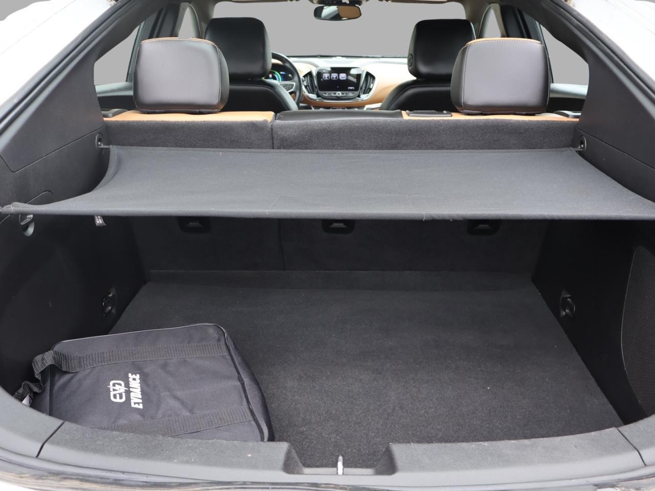 2018 Chevrolet Volt LTZ CERTIFIED *1 OWNER*ACCIDENT FREE* CAMERA NAV BLUETOOTH LEATHER HEATED SEATS CRUISE ALLOYS - Photo #37