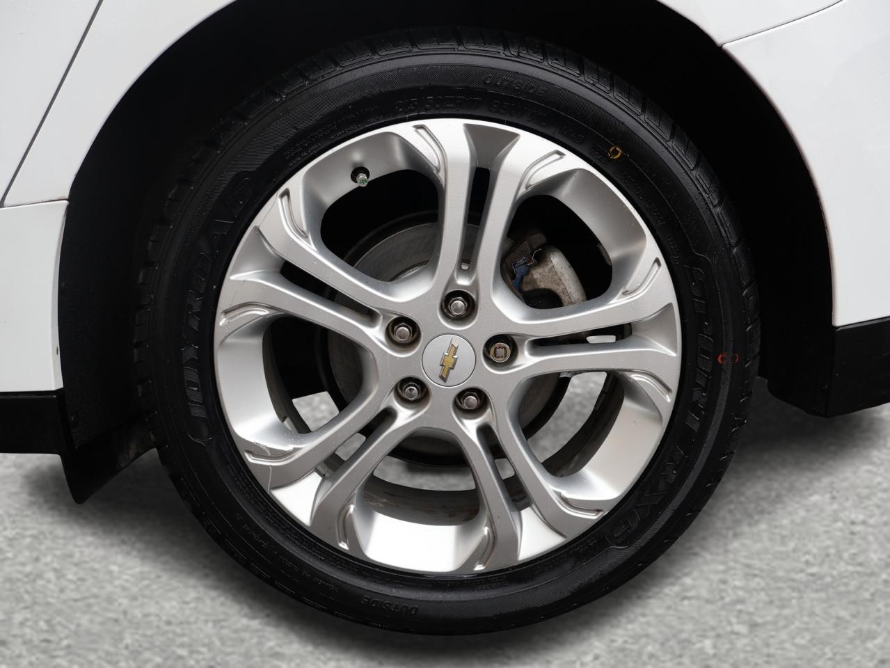 2018 Chevrolet Volt LTZ CERTIFIED *1 OWNER*ACCIDENT FREE* CAMERA NAV BLUETOOTH LEATHER HEATED SEATS CRUISE ALLOYS - Photo #43