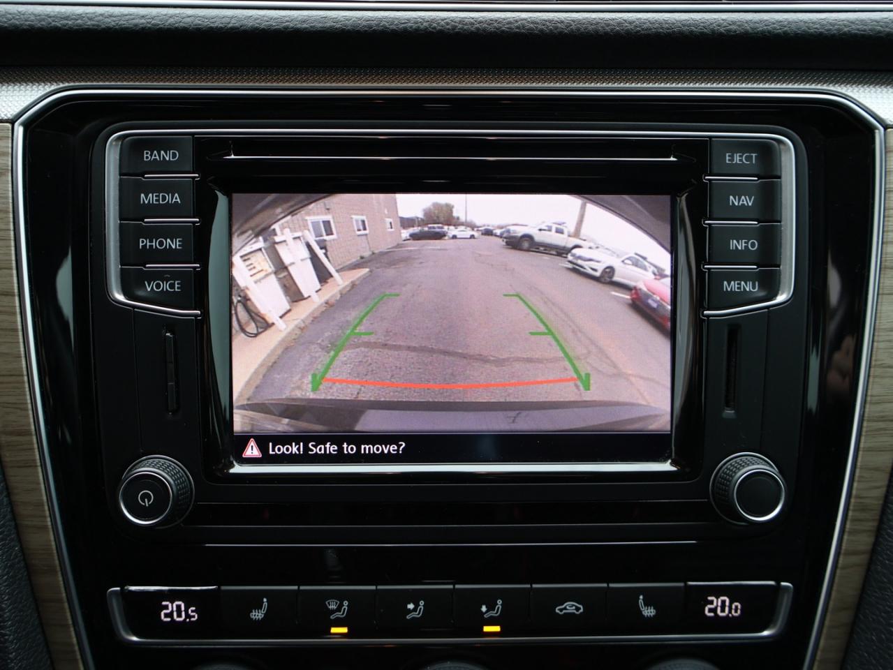 2016 Volkswagen Passat SEL PREMIUM CERTIFIED *AACCIDENT FREE*V.W MAINTAIN* CAMERA NAV BLUETOOTH LEATHER HEATED SEATS SUNROOF CRUISE ALLOYS Photo