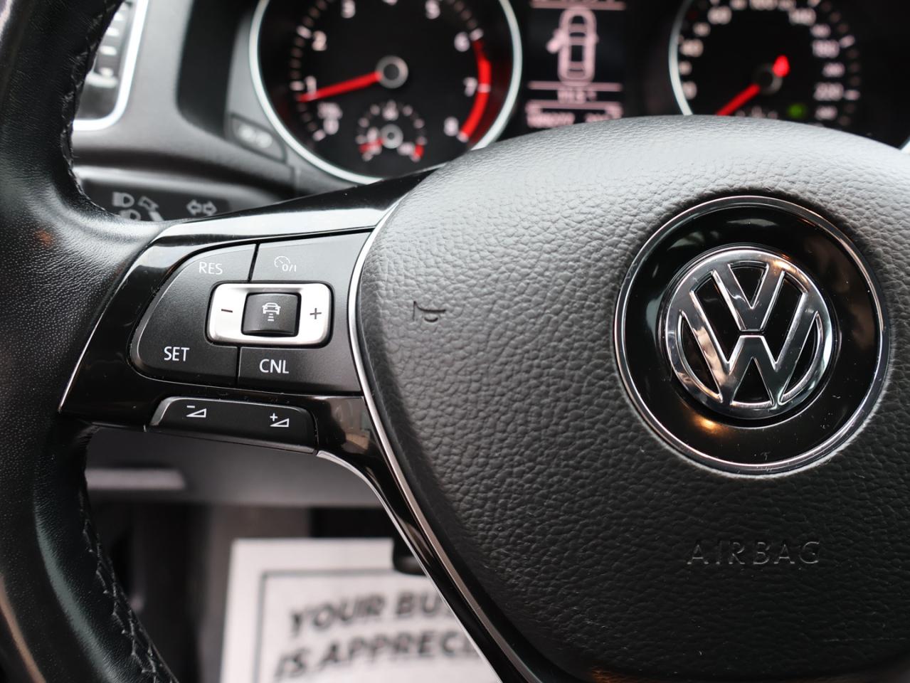 2016 Volkswagen Passat SEL PREMIUM CERTIFIED *AACCIDENT FREE*V.W MAINTAIN* CAMERA NAV BLUETOOTH LEATHER HEATED SEATS SUNROOF CRUISE ALLOYS - Photo #30