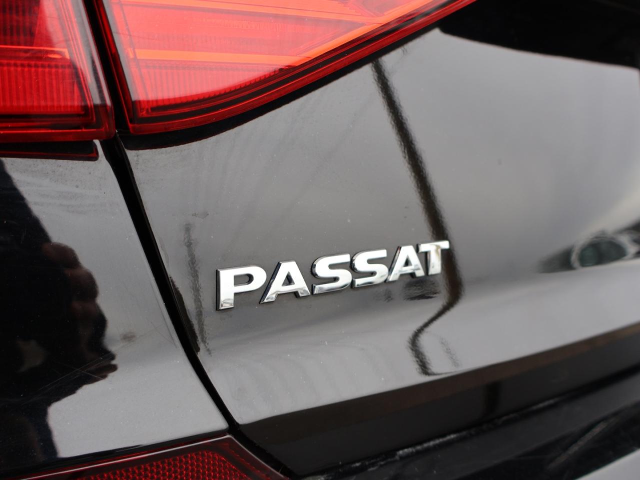 2016 Volkswagen Passat SEL PREMIUM CERTIFIED *AACCIDENT FREE*V.W MAINTAIN* CAMERA NAV BLUETOOTH LEATHER HEATED SEATS SUNROOF CRUISE ALLOYS - Photo #35