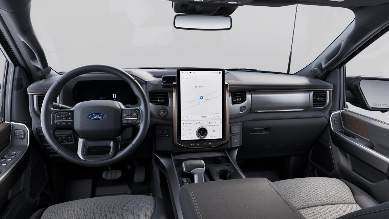 2025 Ford F-150 Lightning LARIAT 4WD SUPERCREW 5.5' BOX Extended Range Battery Photo5