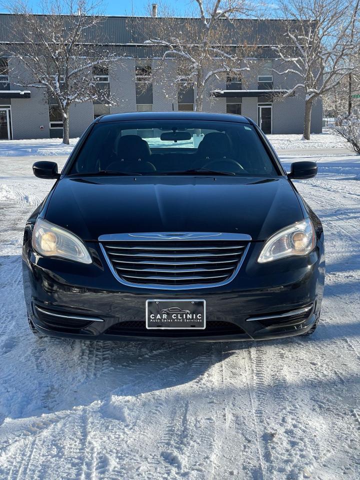 2014 Chrysler 200 LX