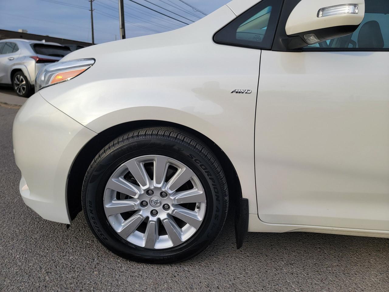 2016 Toyota Sienna Limited | AWD - Photo #10