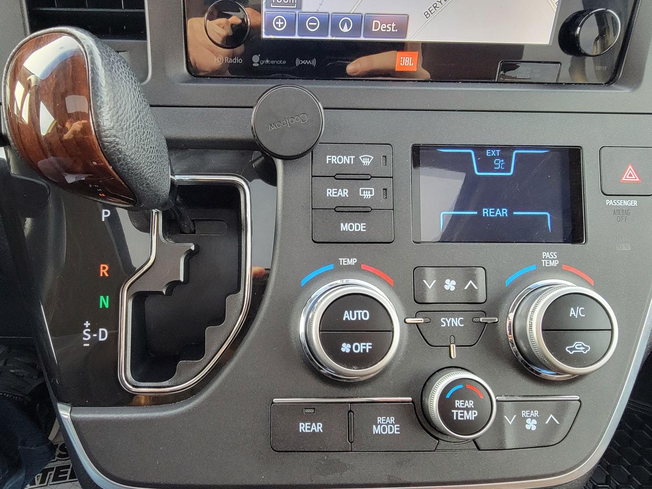 2016 Toyota Sienna Limited | AWD - Photo #26