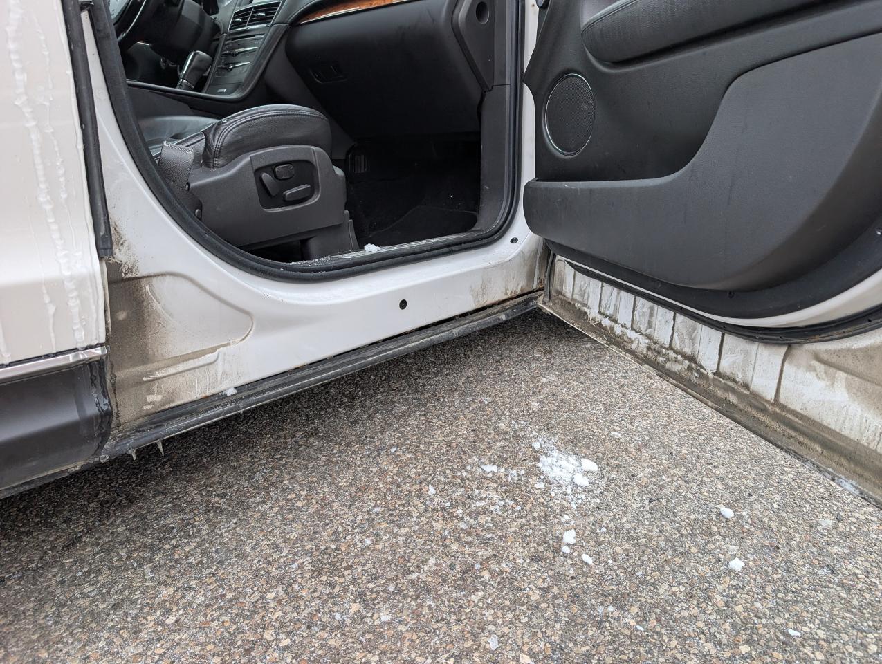 2015 Lincoln MKT Elite AWD Photo