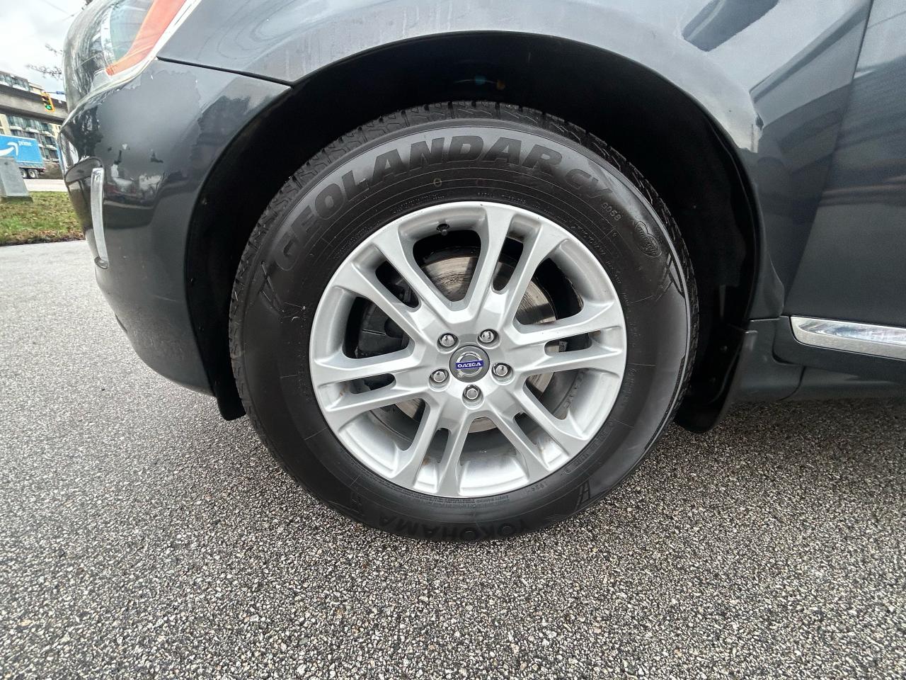 2015 Volvo XC60 T5 Drive-E Premier - Photo #12