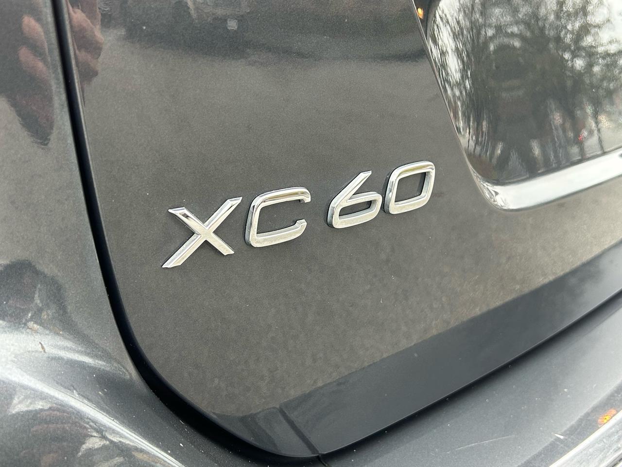 2015 Volvo XC60 T5 Drive-E Premier - Photo #14