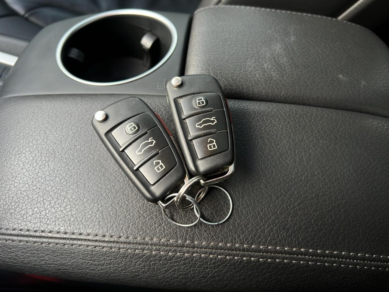 2015 Audi Q7 TDI PROGRESSIVE QUATTRO - NAVI - SUNROOF !!! Photo