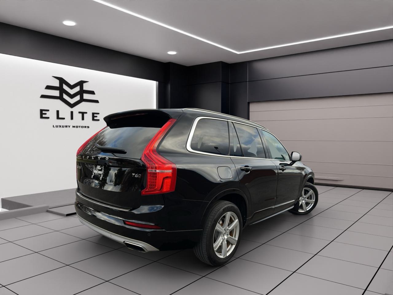 2021 Volvo XC90 T6 AWD Momentum 7-Seater - Navigation !!! Photo