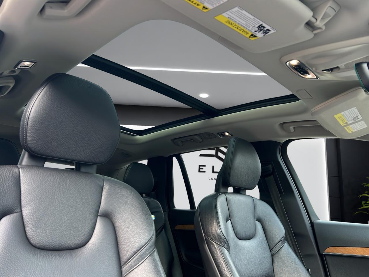 2021 Volvo XC90 T6 AWD Momentum 7-Seater - Navigation !!! Photo