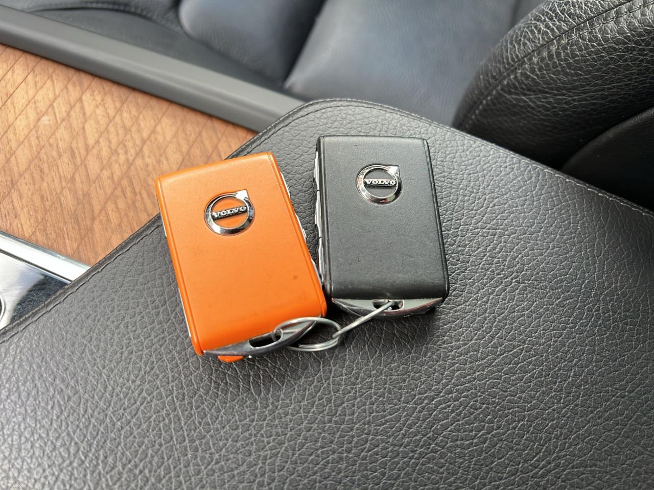 2021 Volvo XC90 T6 AWD Momentum 7-Seater - Navigation !!! Photo