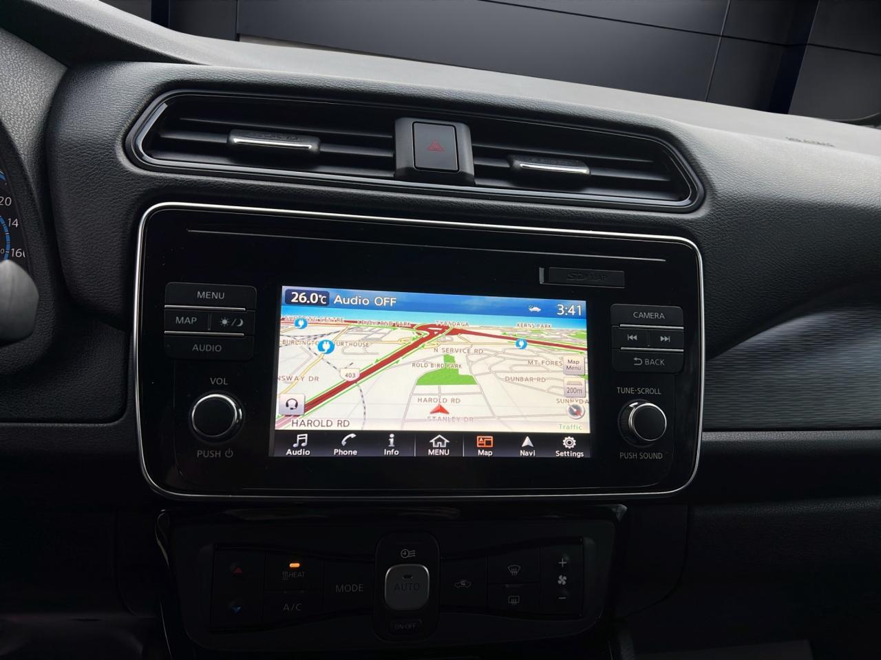 2018 Nissan Leaf SV Hatchback - Navigation System - ELECTRIC !! Photo