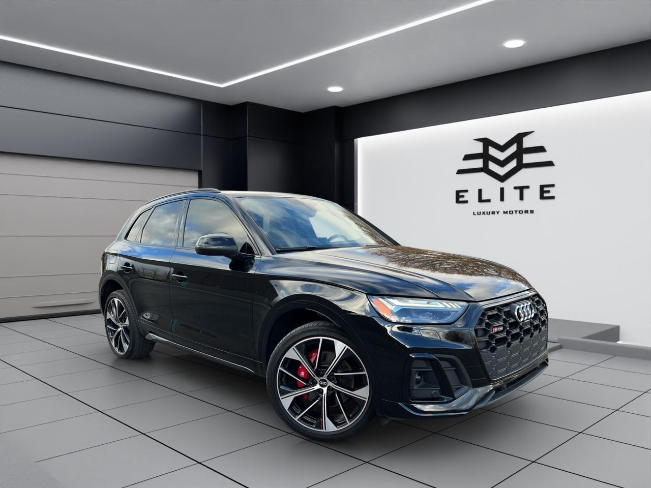 2021 Audi SQ5/Q5 Technik Pkg - Navigation System - Backup Camera !! Photo