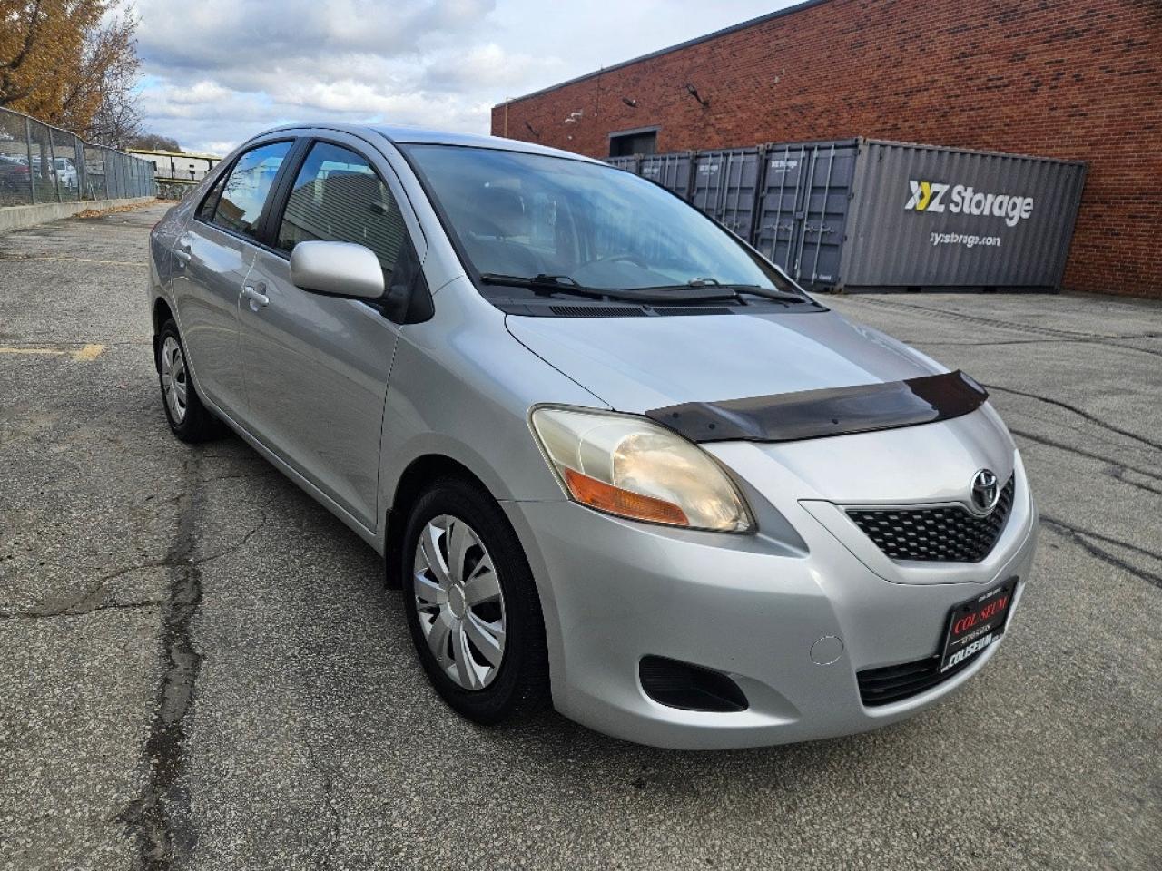 2011 Toyota Yaris AUTOMATIC-ONLY 96000KM-CLEAN CARFAX-CERTIFIED Photo