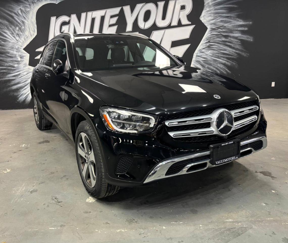 Used 2022 Mercedes-Benz GLC 300 AWD CLEAN CARFAX, NO ACCIDENTS for sale in Mississauga, ON