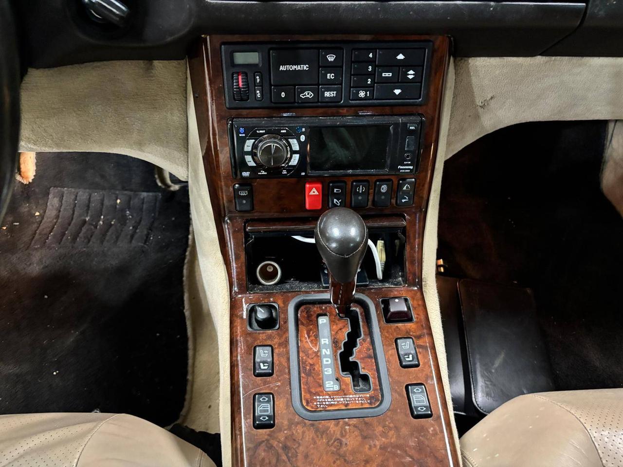 1993 Mercedes-Benz 600 SL RWD Photo
