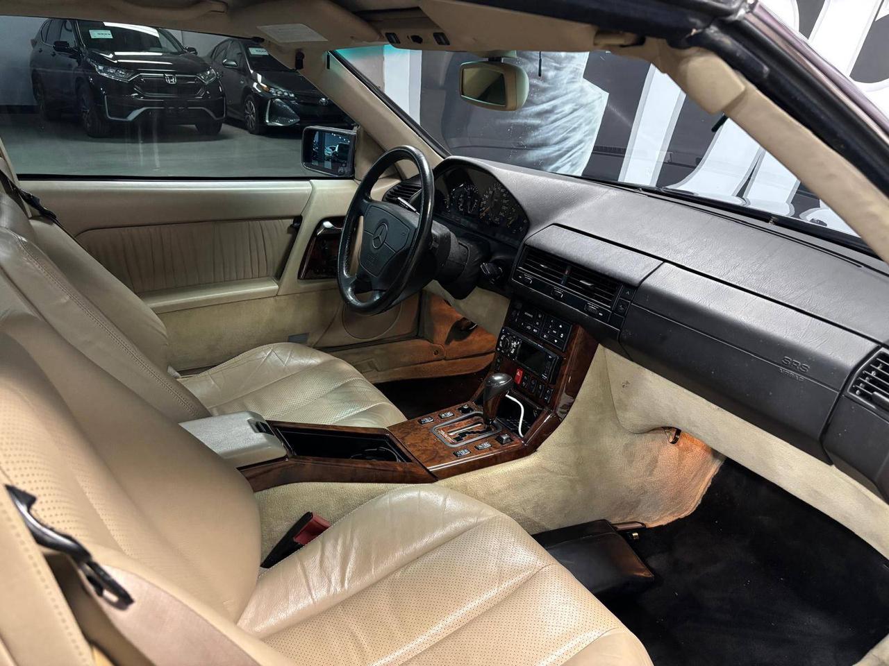 1993 Mercedes-Benz 600 SL RWD Photo