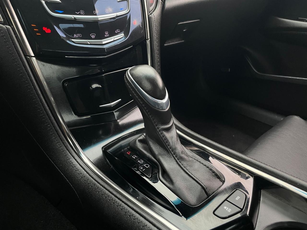 2015 Cadillac ATS Luxury *SAFETY, HEATED SEAT & STEERING, SUNROOF* Photo