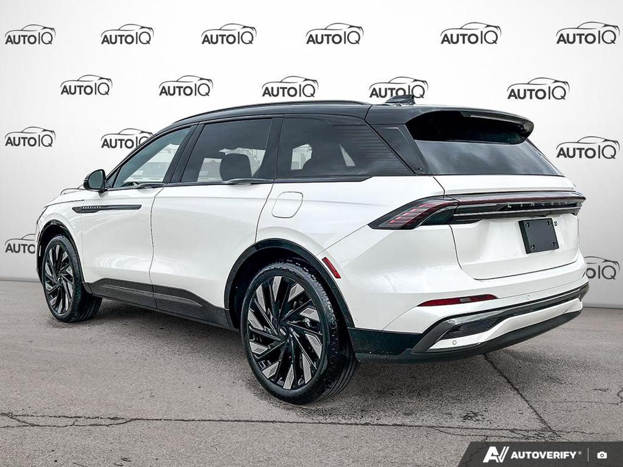 2026 Lincoln Nautilus RESERVE Photo3