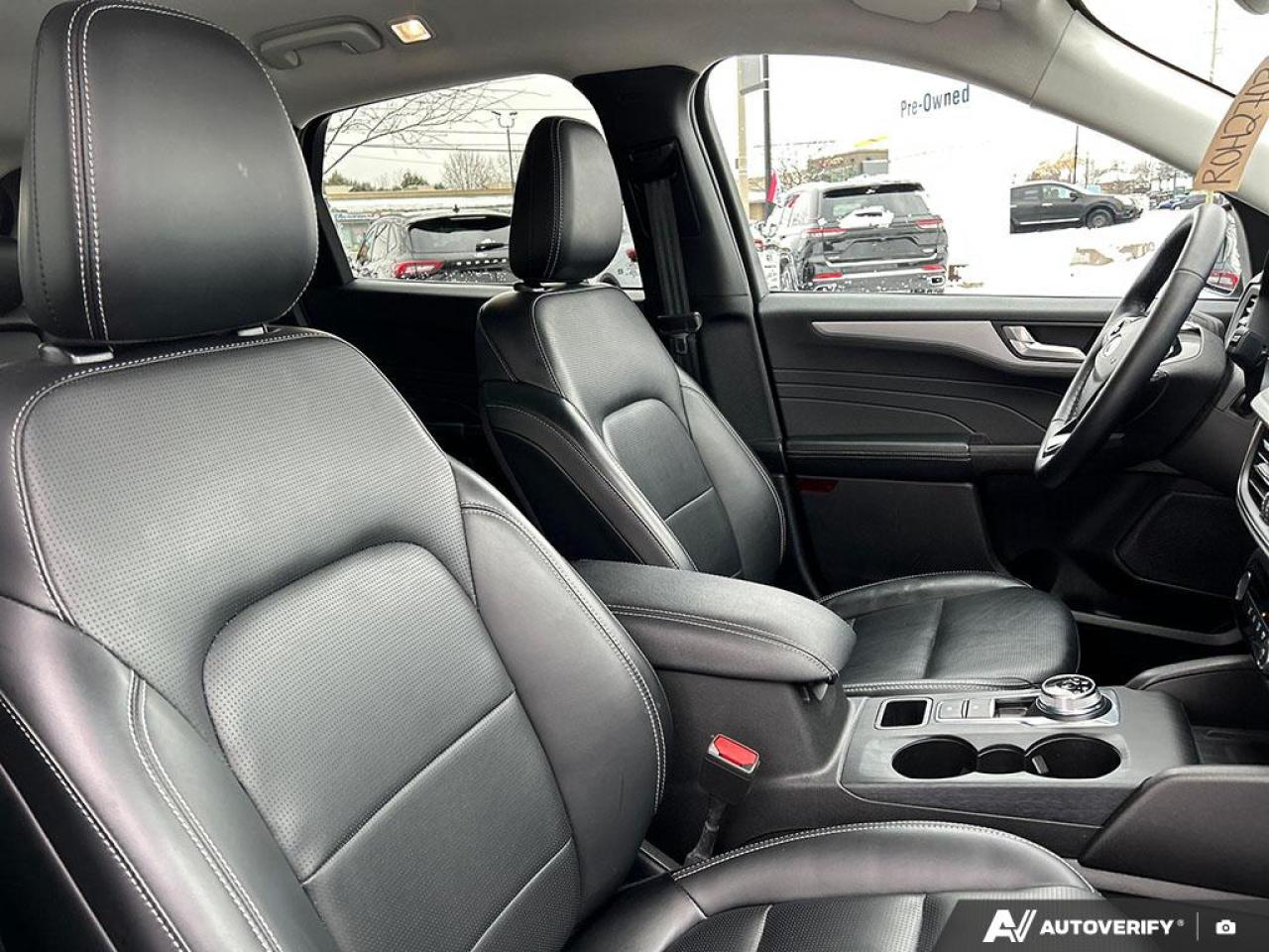 2025 Ford Escape Platinum PLATINUM AWD LEATHER NAVI CERTIFIED Photo