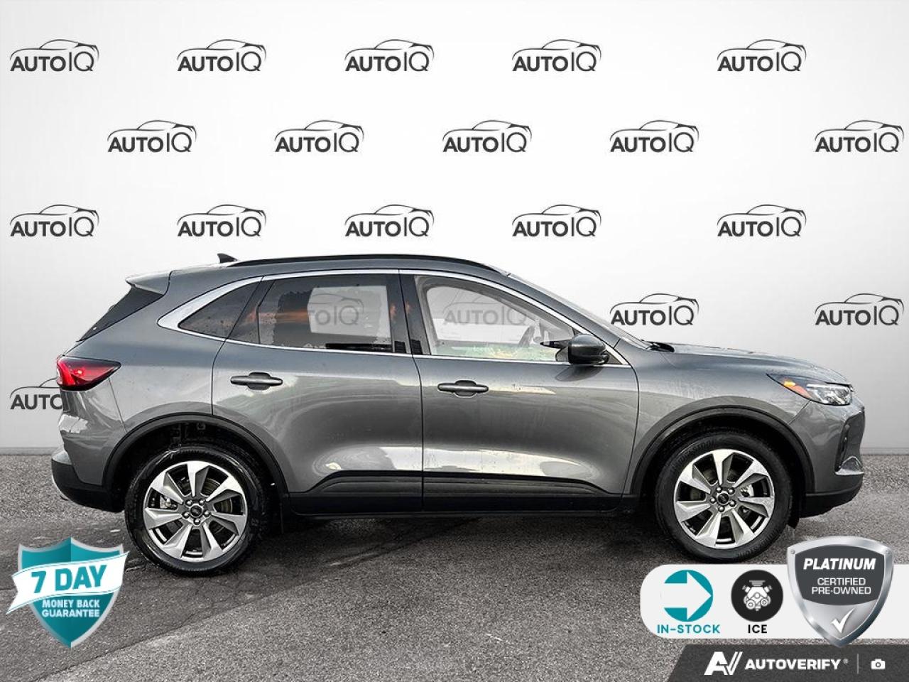 2025 Ford Escape Platinum PLATINUM AWD LEATHER NAVI CERTIFIED Photo2