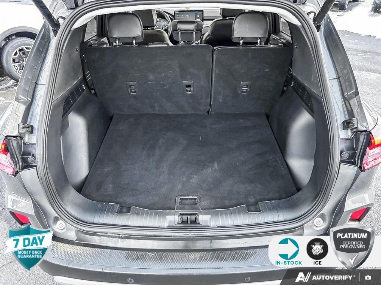 2025 Ford Escape Platinum PLATINUM AWD LEATHER NAVI CERTIFIED Photo