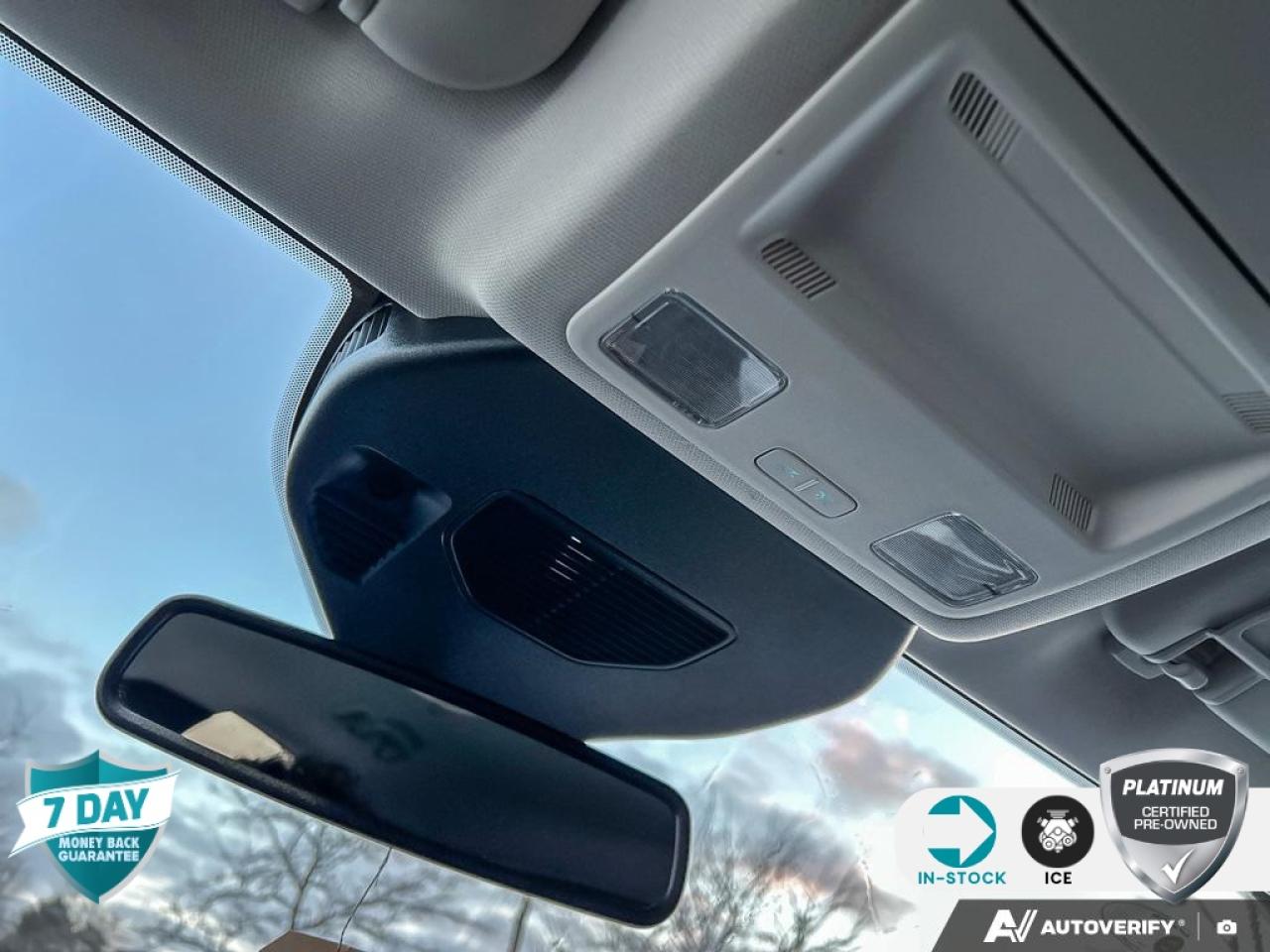 2025 Ford Escape Platinum PLATINUM AWD LEATHER NAVI CERTIFIED Photo