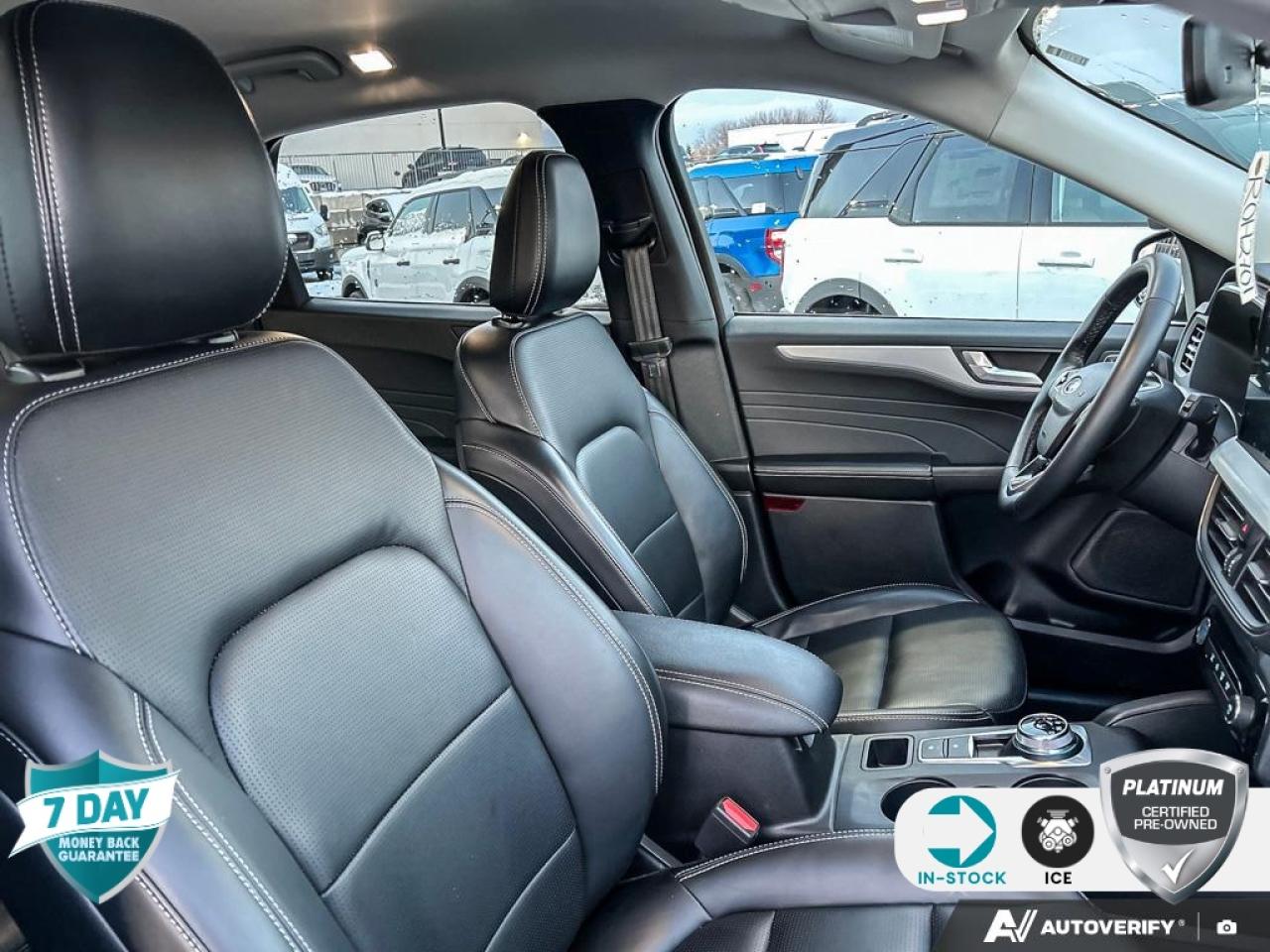 2025 Ford Escape Platinum PLATINUM AWD LEATHER NAVI CERTIFIED Photo