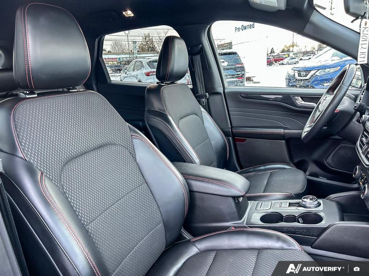 2023 Ford Escape ST-Line ST LINE AWD HEATED SEATS CERTIFIED Photo