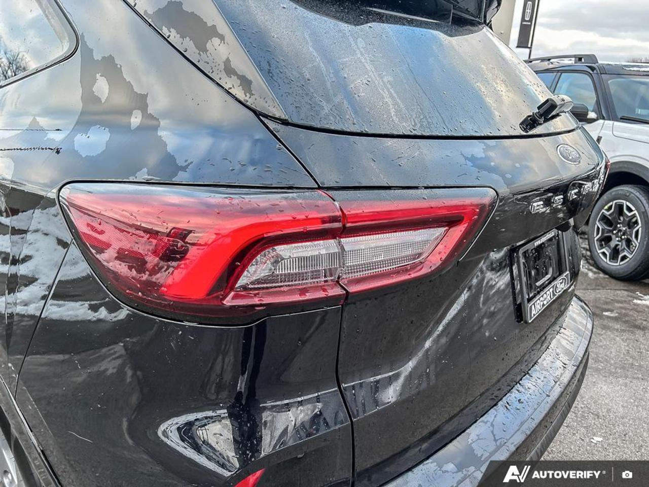 2023 Ford Escape ST-Line ST LINE AWD HEATED SEATS CERTIFIED Photo