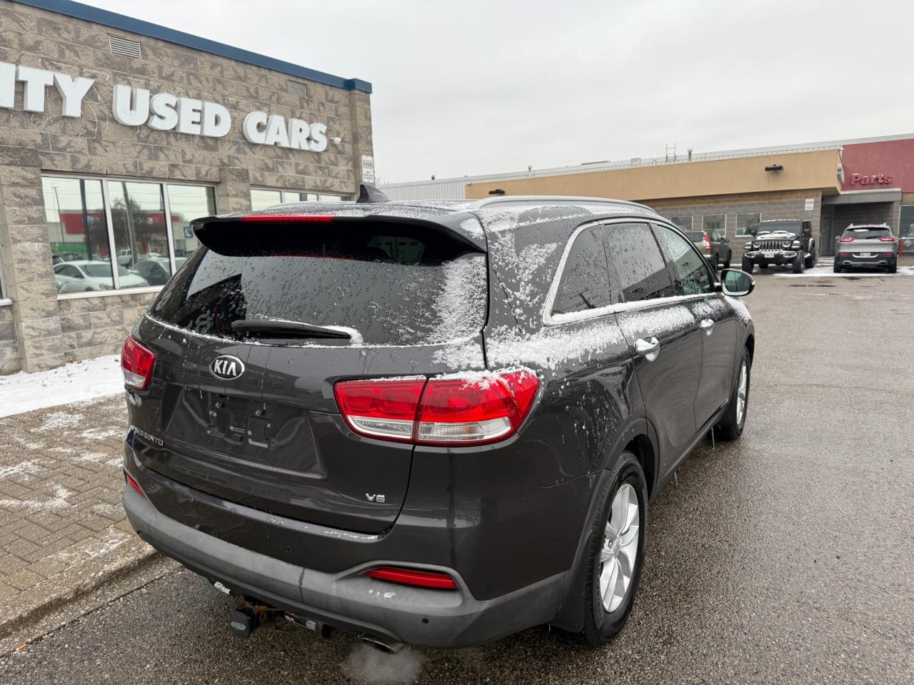 2017 Kia Sorento 3.3L LX V6 7-Seater Photo